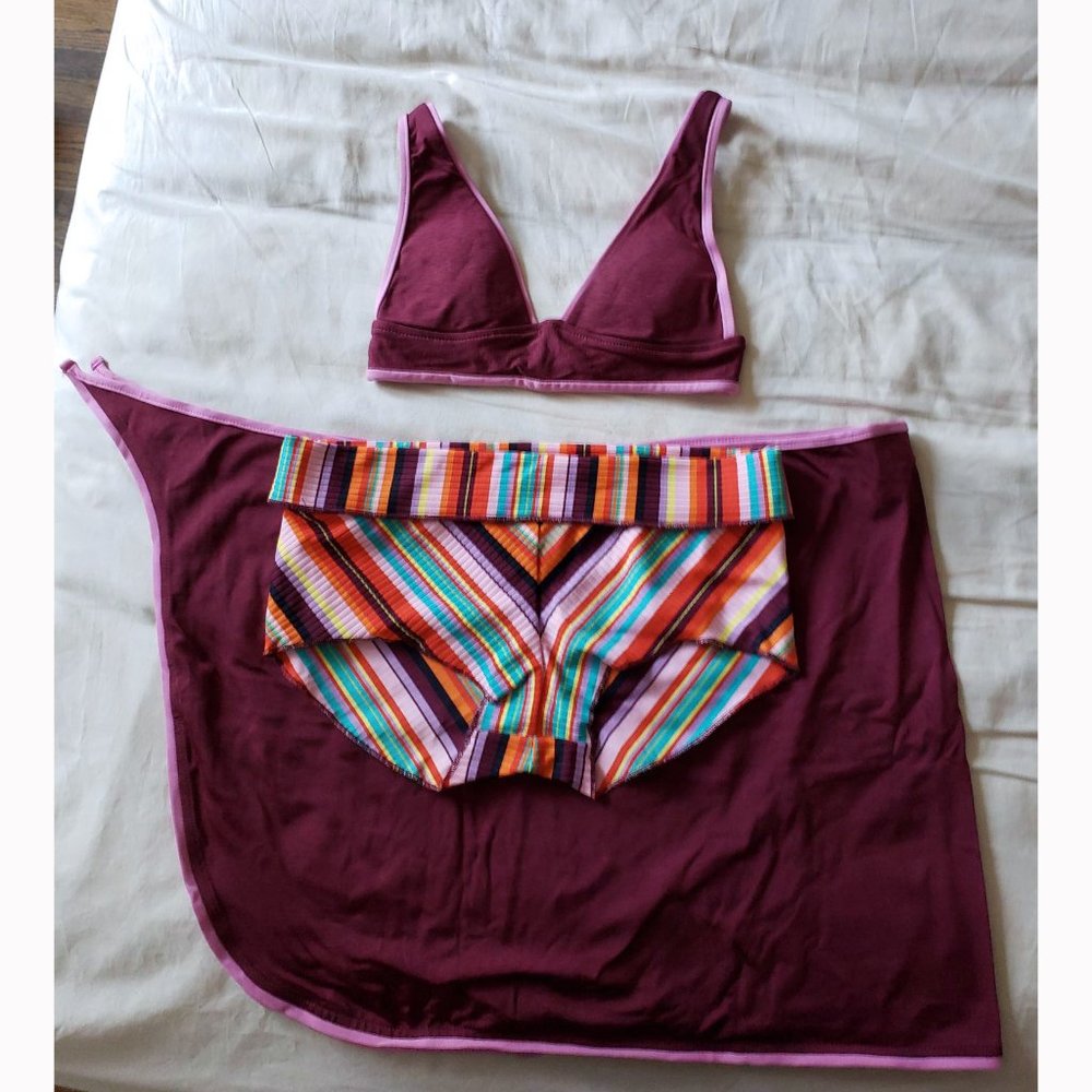 NWOT BECCA Bikini Sarong/Wrap 3-Piece Set (XS)